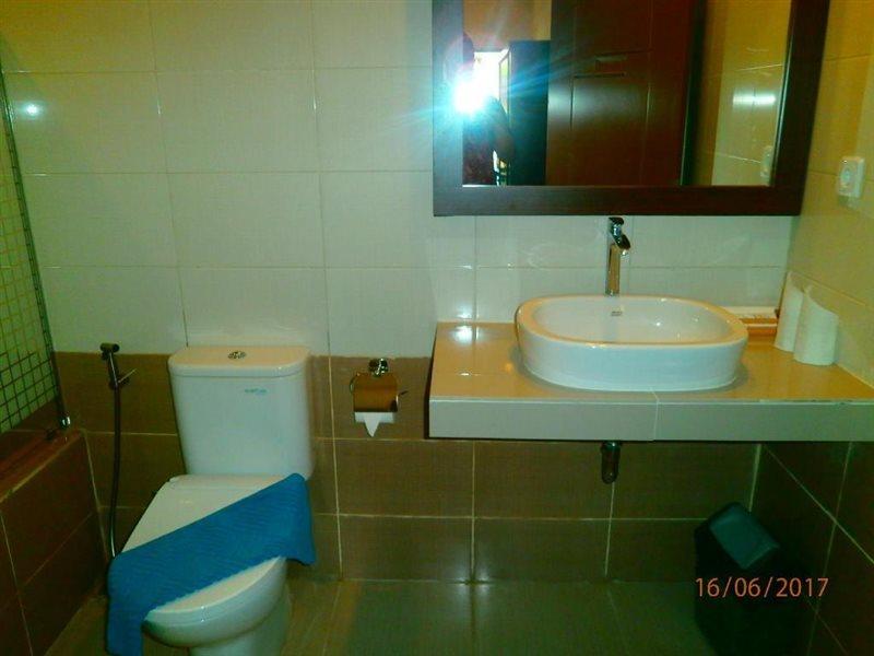 Taman Sari Hotel Dan Resort Sukabumi Extérieur photo