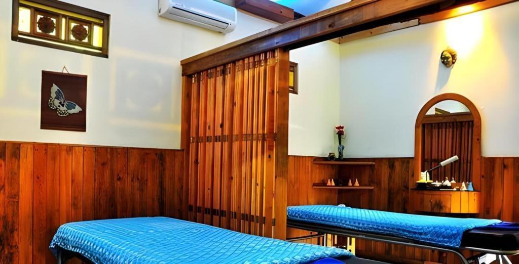 Taman Sari Hotel Dan Resort Sukabumi Extérieur photo